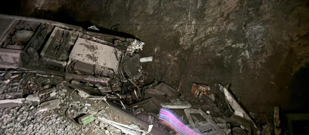 At least 39 dead in Spain after two high-speed trains collide